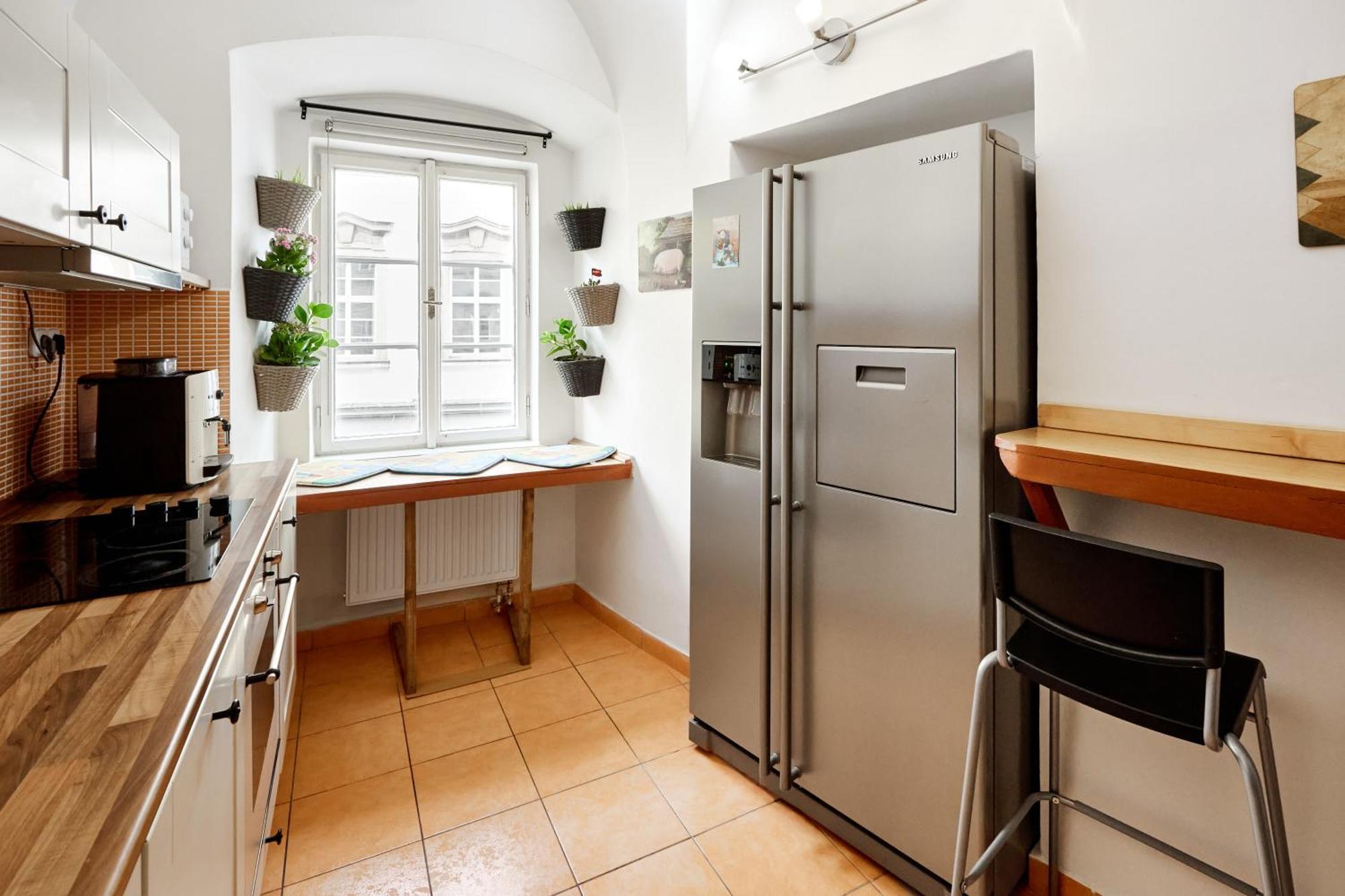 At The Blue Lion & Parking Assistance Apartment Prague Exterior photo